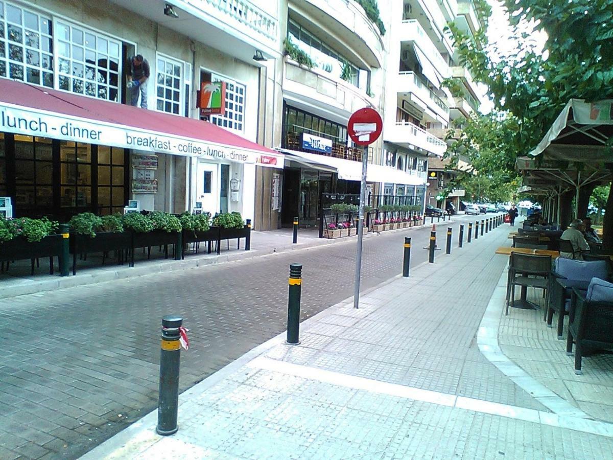 Tranquil Central Apt, Behind Athens Caravel Area 外观 照片