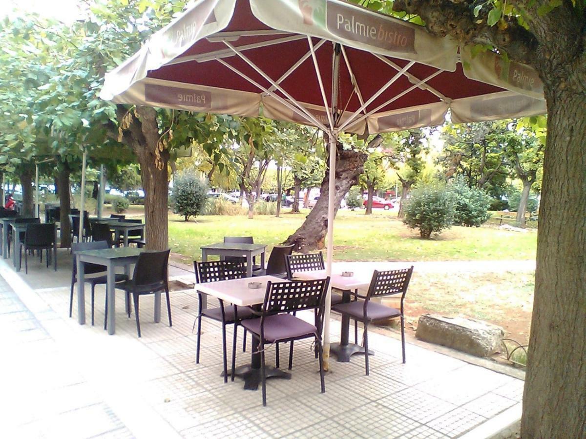 Tranquil Central Apt, Behind Athens Caravel Area 外观 照片